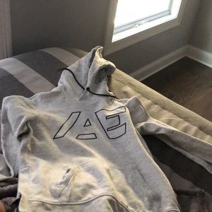 American eagle boys sweatshirt